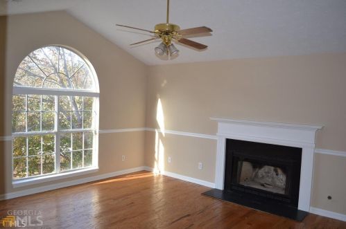 329 Mill Glen Ct, Mcdonough, GA 30252-3677