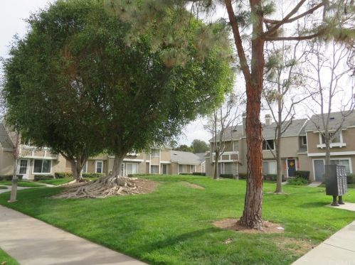 32 Elderglen, Irvine, CA 92604-3362