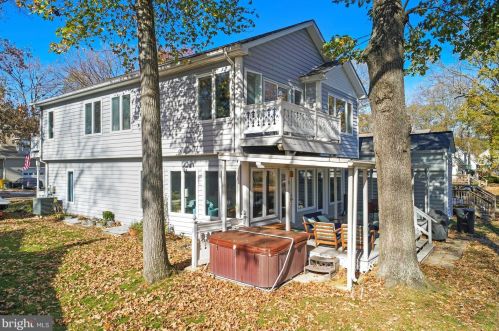 5070 Lerch Dr, Shady Side MD 20764-9650 exterior