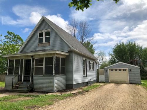 519 Cherry St, The Burg, IL 61318-9636