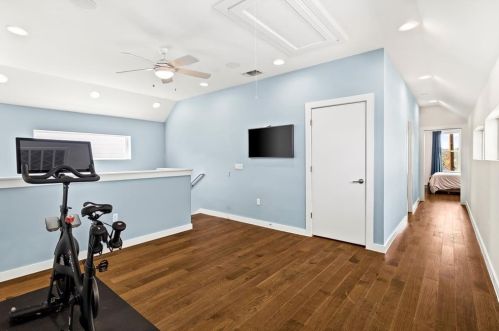 3100 Aldwyche Dr, Austin TX  78704 exterior