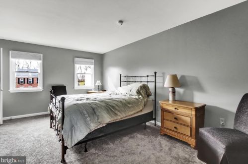 1549 Jefferson Ct, Lancaster PA  17602-1245 exterior