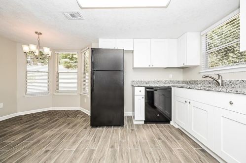 6837 Hiddenlake Dr, Rex GA  30273-2164 exterior