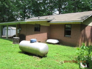 2017 Ashton Ln, Dalton, GA 30721-6043