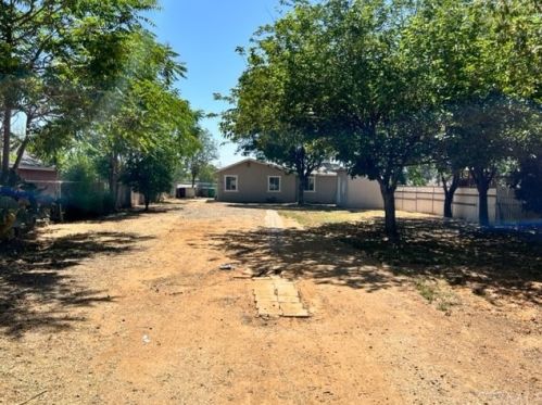 520 Massachusetts Ave, Beaumont, CA 92223-2531