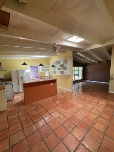 13225 Flagstone Ln, Dallas TX  75240-5612 exterior