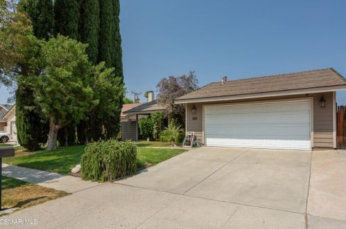 2359 Marvel Ave, Simi Valley, CA 93065-2214