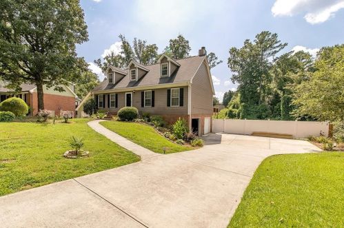 3721 Hickory Ridge Ct, Marietta, GA 30066-2941