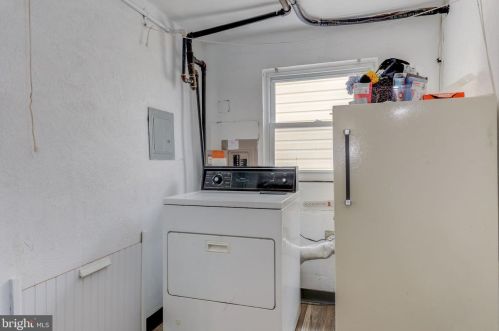 958 Chesterfield Rd, Haddonfield NJ 08033-3615 exterior