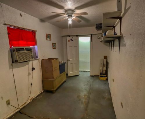 312 6 St, Irving TX  75060-4031 exterior