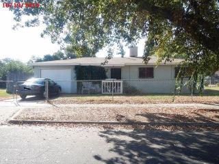 1420 Belgravia Ave, Fresno, CA 93706-4301