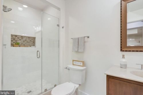 106 Geneva Ave, Silver Spring MD  20910-5105 exterior