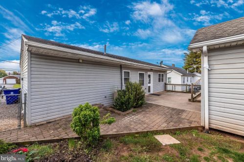 8142 Rocky Rdg Rd, Graceham MD exterior