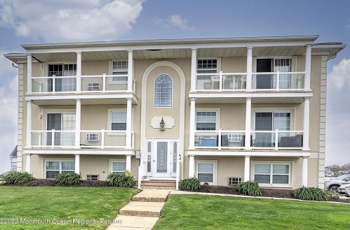 809 Ocean Ave, Avon, NJ 07717-1448