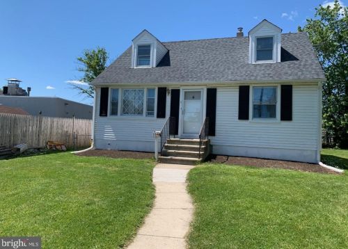 11 Vermont St, Trenton, NJ 08648-4547