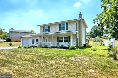 6015 Willow Spring Rd, Harrisburg, PA 17111-4715