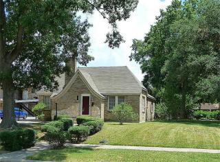 8230 Glenview Dr, Houston TX  77017-3717 exterior