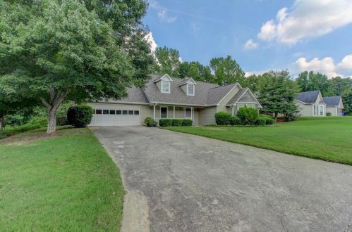 30 Lone Oak Ct, Porterdale, GA 30014-1969