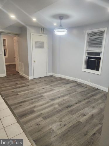 5341 Market St, Philadelphia, PA 19139-3320