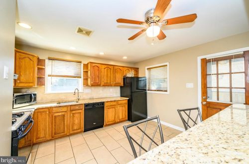 5 Petty Rdg Rd, Trenton NJ 08620-2419 exterior