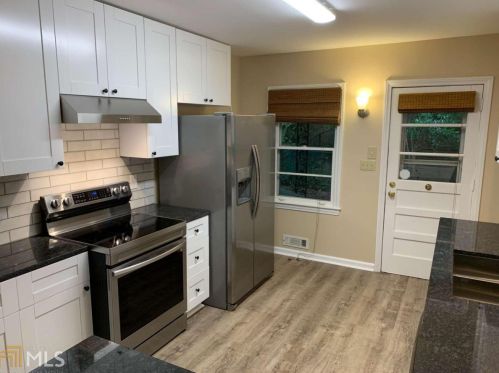 1842 Fern Creek Ln, Atlanta GA  30329-3314 exterior