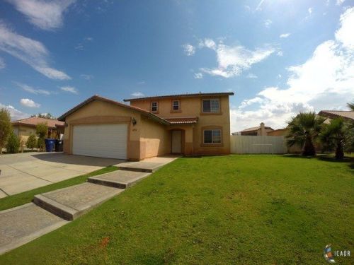 1256 7th St, Calexico, CA 92231-3369