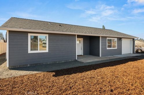 1554 Kay Ct, Paradise, CA 95969-4303