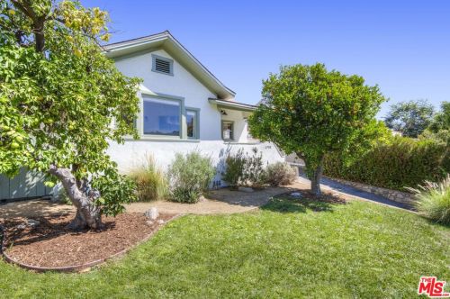3755 1st Ave, Glendale CA  91214-2431 exterior