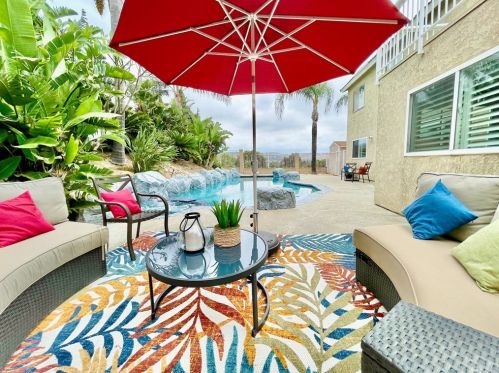 8505 Meadowridge St, Anaheim CA  exterior