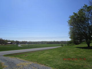 1587 Beaverdale Rd, Dalton, GA 30721-7573
