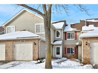 2204 Water Lilly Ln, Saint Paul, MN 55122-1934