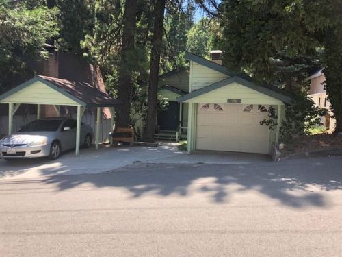1150 Bear Springs Rd, Rimforest, CA