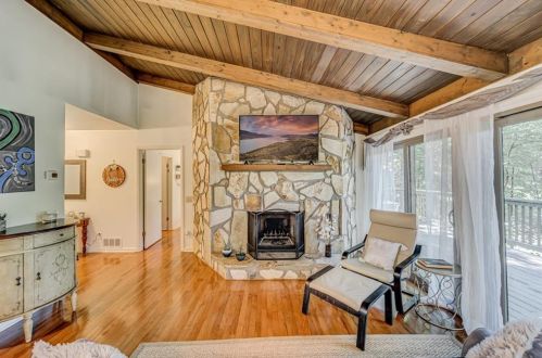 1625 Crippled Oak Trl, Big Canoe GA  30143-3446 exterior
