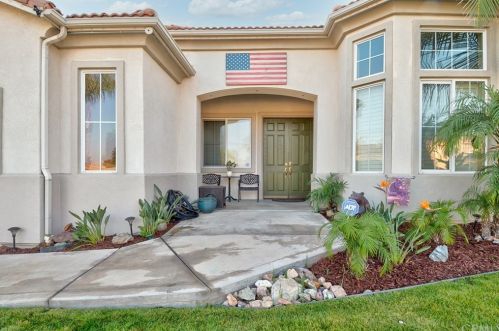 5460 Full Moon Ct, Anaheim CA  92807-4700 exterior