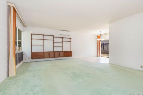 7244 Kipu Pl, Honolulu, HI 96825-2718
