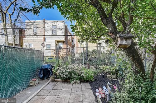 750 64 St, Philadelphia PA 19151-3128 exterior