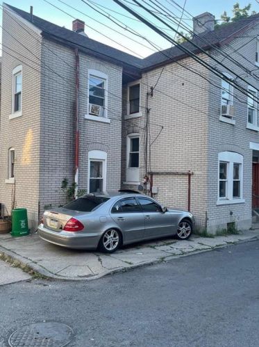 218 Fountain St, Allentown, PA 18102-3928