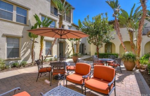 24 Vintage, Irvine, CA 92620-3409