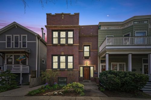 3935 Ravenswood Ave, Chicago, IL 60613-2419