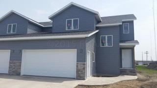 4868 Westminster Dr, Moorhead, MN 56560-8200