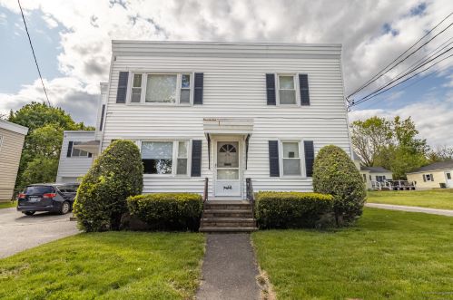 26 Acadia Ave, Lewiston, ME 04240-6573