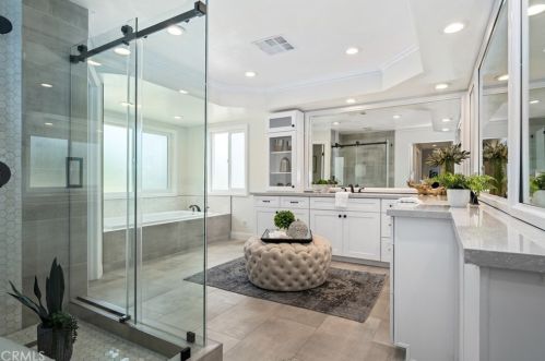 10228 Overhill Dr, Santa Ana CA  92705-1595 exterior