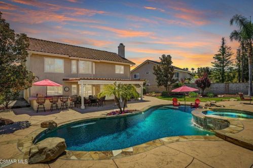 759 Coldbrook Pl, Simi Valley, CA 93065-5532