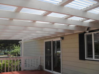 1050 River View Ln, Waldport, OR 97394-9788