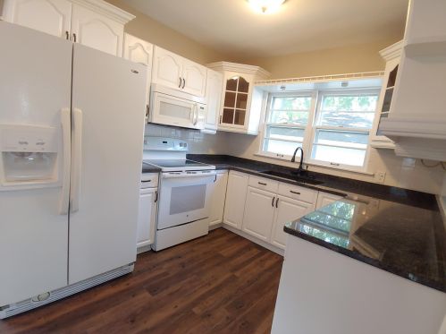 2010 Bush Ave, Saint Paul MN  55119-3914 exterior