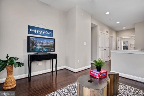 8810 Gunston St, Fulton MD  20759-2308 exterior