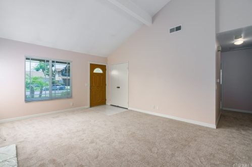 6219 Woodsboro Ave, Anaheim CA  92807-2346 exterior