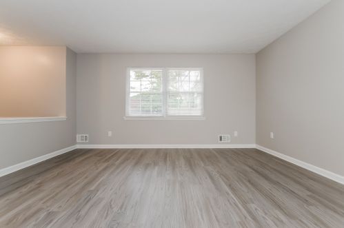 3545 Charlotte Dr, Rex GA  30273-1113 exterior