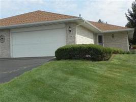 1306 Trainer Rd, Rockford, IL 61108-1527