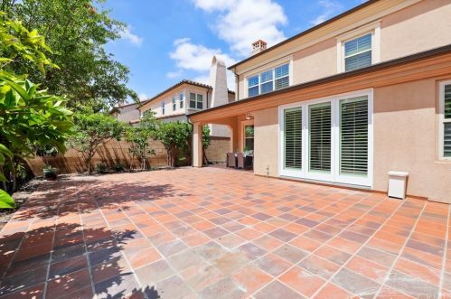 24 Constantine, Irvine CA  92620-3547 exterior